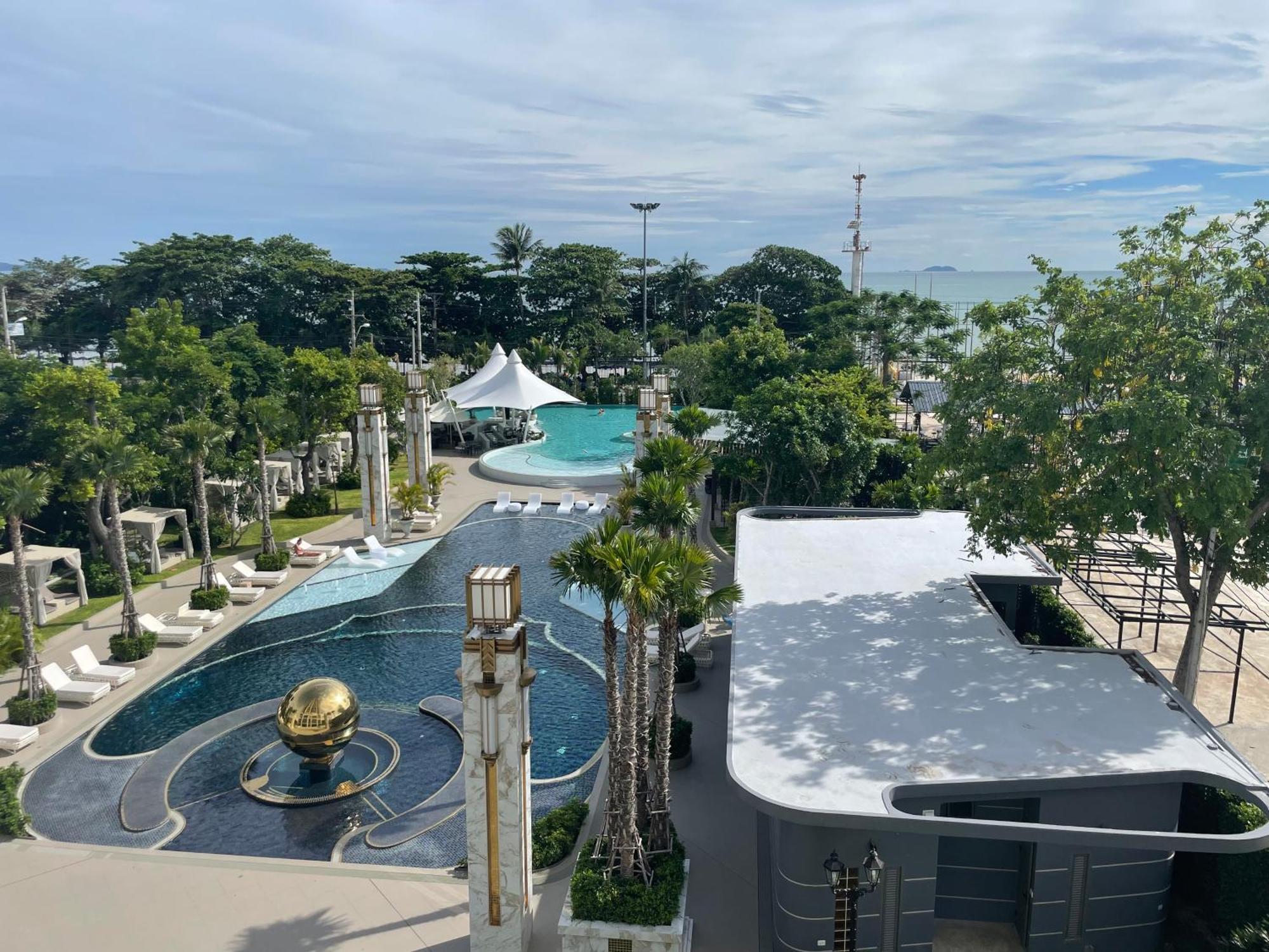 Copacabana Jomtien Condominium Exterior photo